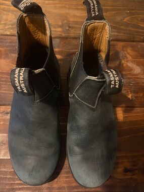 Blundstone kids Chukka Boots in Slate Black/looks grayish